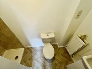 En Suite- click for photo gallery
